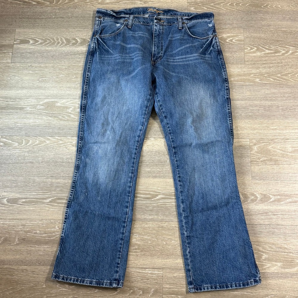 Wrangler Slim Bootcut Jeans Men's 36x32 Blue Distressed Denim Casual Western